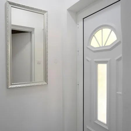 Appartement Mijanovic *